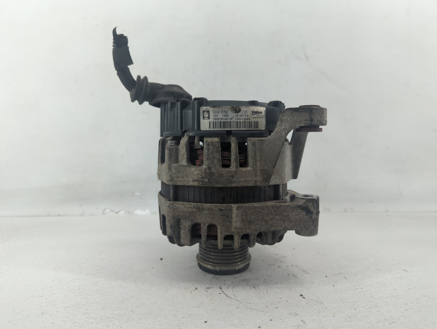 2013-2021 Buick Encore Alternator Replacement Generator Charging Assembly Engine OEM P/N:2619573 B 13537226 Fits OEM Used Au