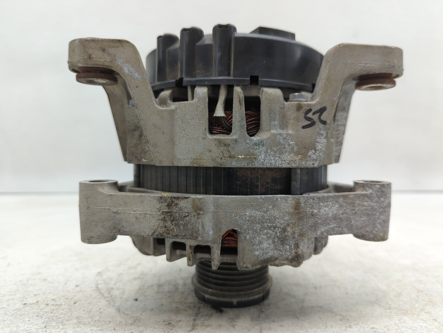 2013-2021 Buick Encore Alternator Replacement Generator Charging Assembly Engine OEM P/N:13597226 Fits OEM Used Auto Parts -