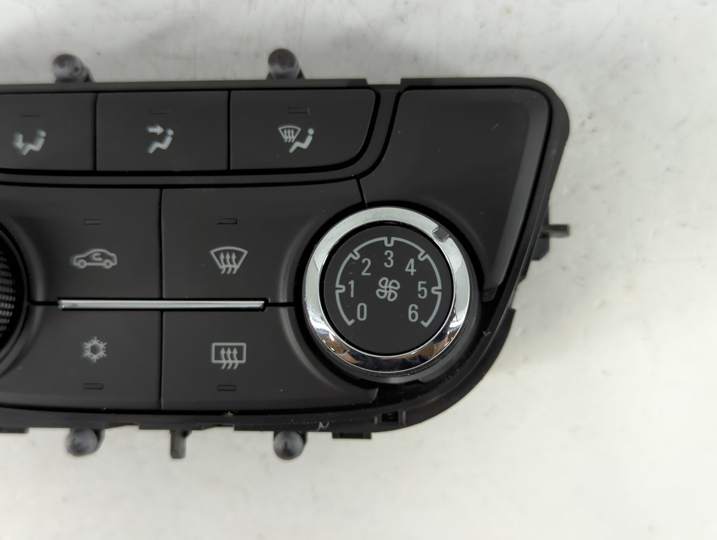 2017-2021 Buick Encore Climate Control Module Temperature AC/Heater Replacement P/N:A2C1134980001 39081561 Fits OEM Used Aut