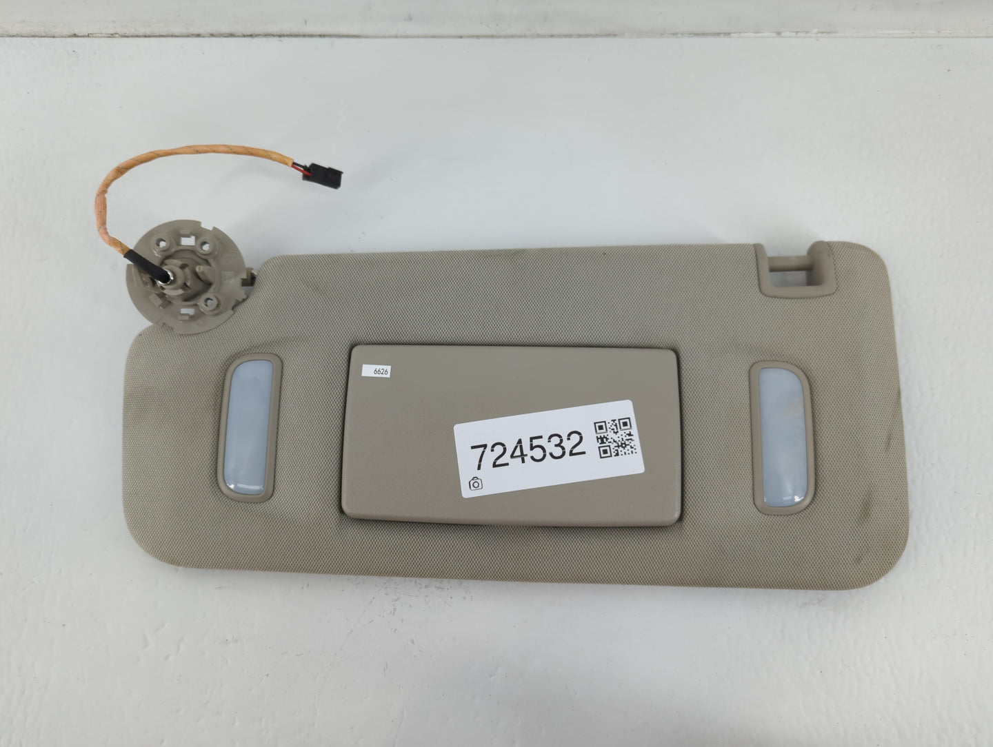 2020 Buick Encore Sun Visor Shade Replacement Driver Left Mirror Fits OEM Used Auto Parts - Oemusedautoparts1.com