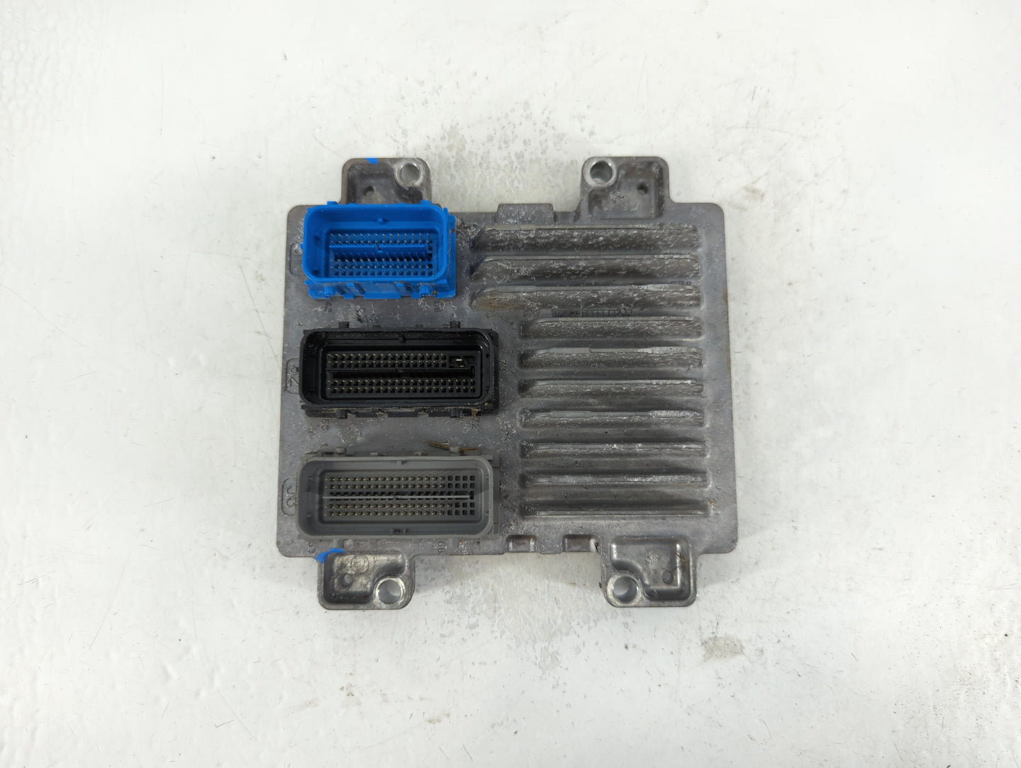 2017-2021 Buick Encore PCM Engine Control Computer ECU ECM PCU OEM P/N:12698131 Fits Fits 2017 2018 2019 2020 2021 OEM Used 