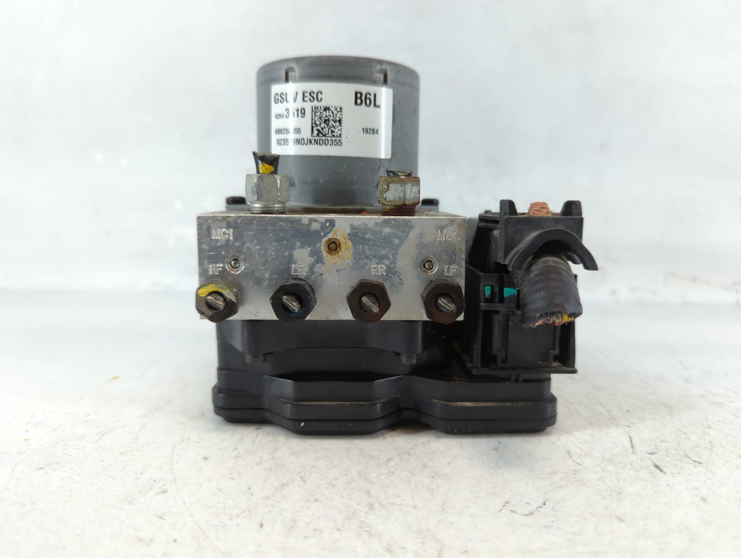 2017-2021 Buick Encore ABS Pump Control Module Replacement P/N:42643519 Fits Fits 2017 2018 2019 2020 2021 OEM Used Auto Par