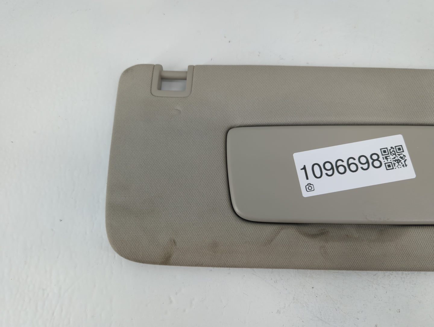 2020-2021 Buick Encore Gx Sun Visor Shade Replacement Passenger Right Mirror Fits Fits 2020 2021 OEM Used Auto Parts - Oemus