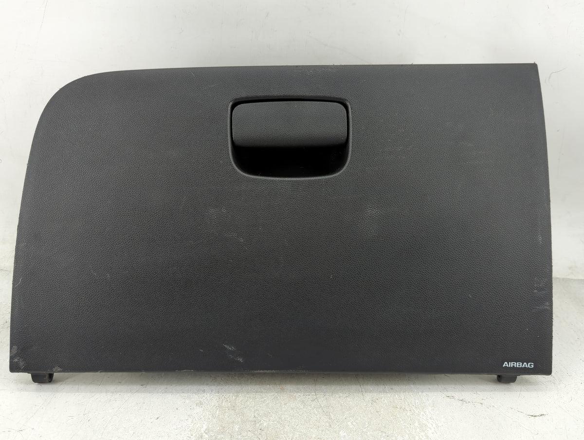 2020 Buick Encore Gx Passenger Glove Box Door Storage Compartment - Oemusedautoparts1.com