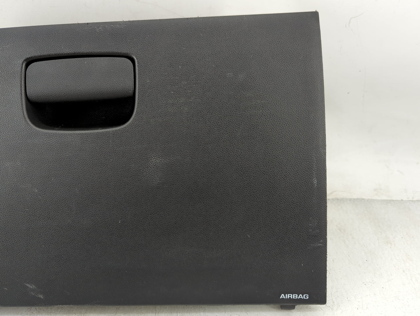 2020 Buick Encore Gx Passenger Glove Box Door Storage Compartment - Oemusedautoparts1.com