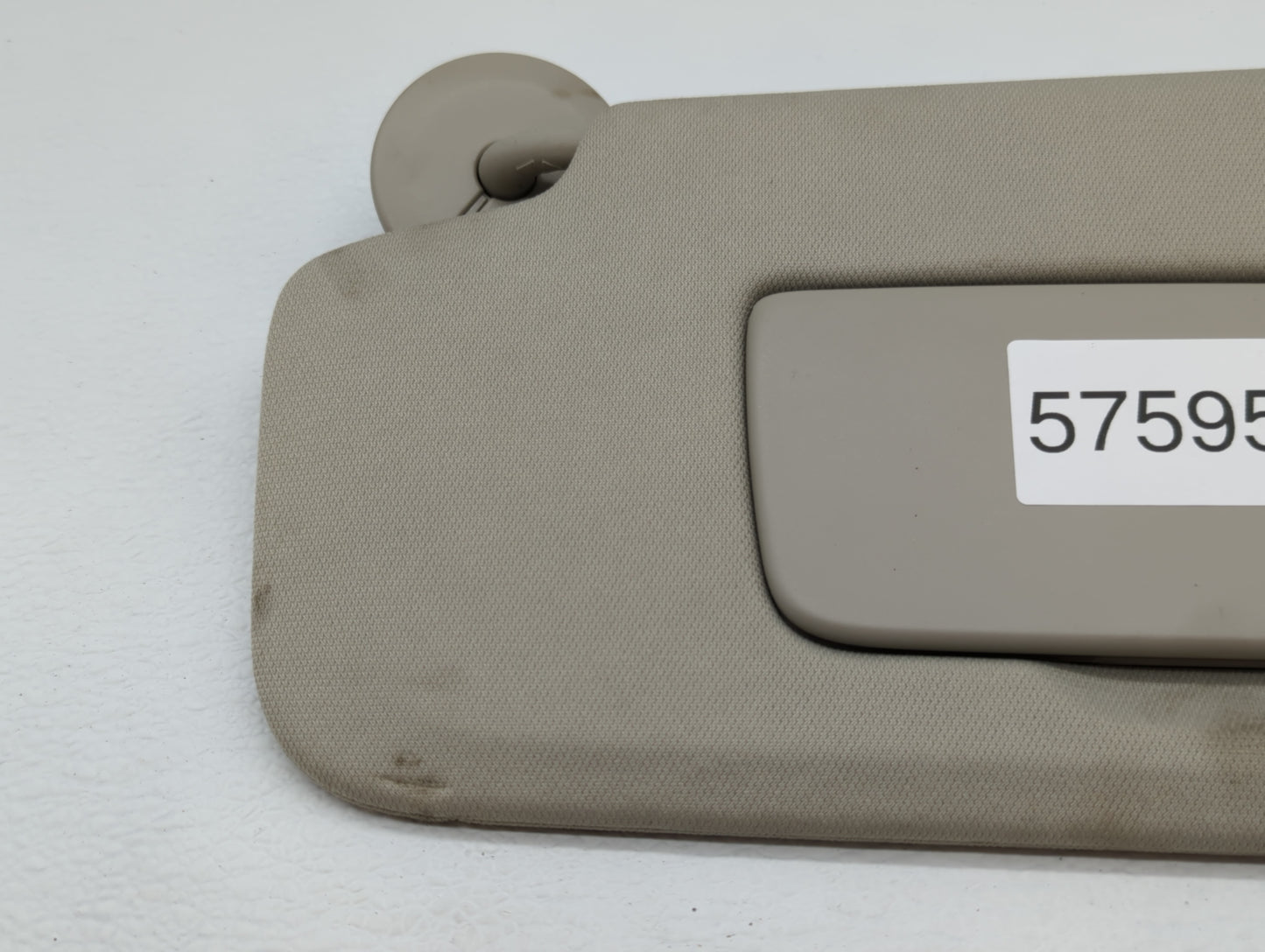 2020-2021 Buick Encore Gx Sun Visor Shade Replacement Driver Left Mirror Fits Fits 2020 2021 OEM Used Auto Parts - Oemusedau