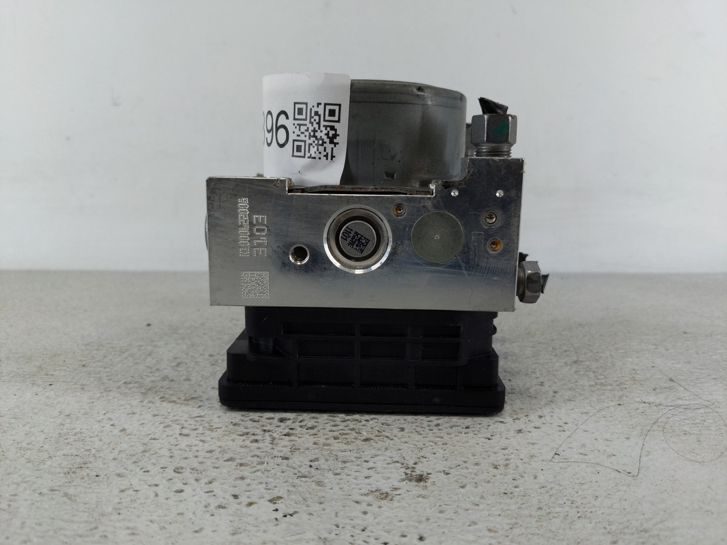 2020 Buick Envision ABS Pump Control Module Replacement P/N:84825098 Fits OEM Used Auto Parts - Oemusedautoparts1.com