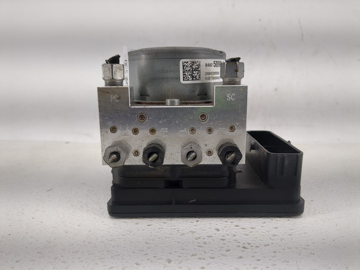 2020 Buick Envision ABS Pump Control Module Replacement P/N:84825098 Fits OEM Used Auto Parts - Oemusedautoparts1.com