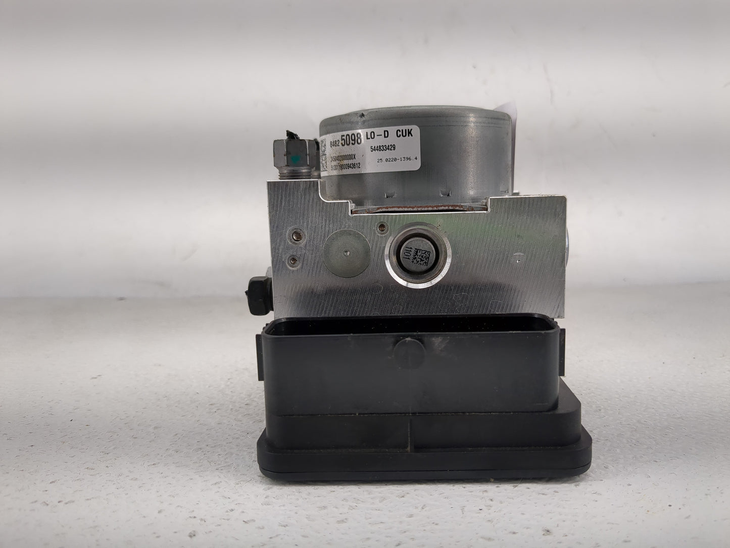 2020 Buick Envision ABS Pump Control Module Replacement P/N:84825098 Fits OEM Used Auto Parts - Oemusedautoparts1.com