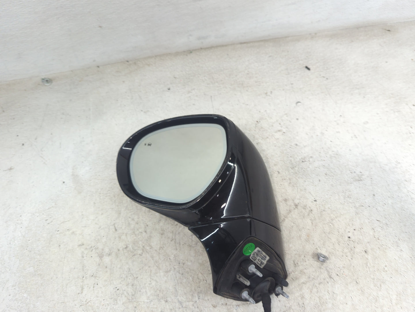 2017-2020 Buick Envision Driver Side View Mirror - Left Door Mirror OEM Used - Oemusedautoparts1.com