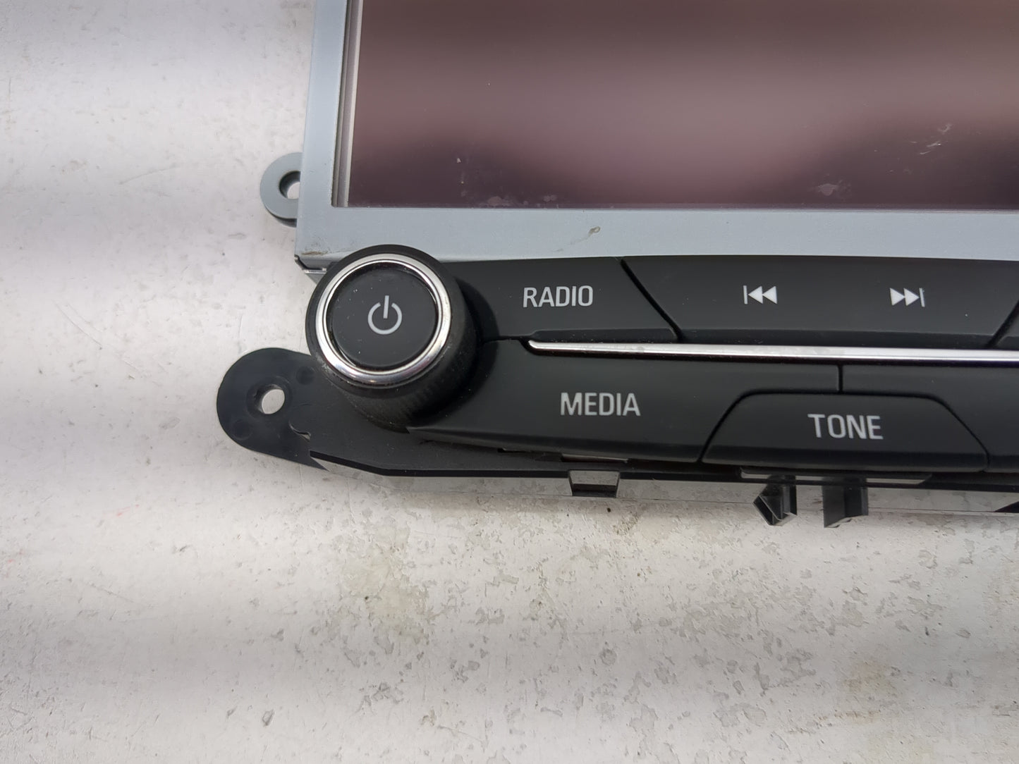 2020 Buick Envision Radio Control Panel 1469685 - Oemusedautoparts1.com