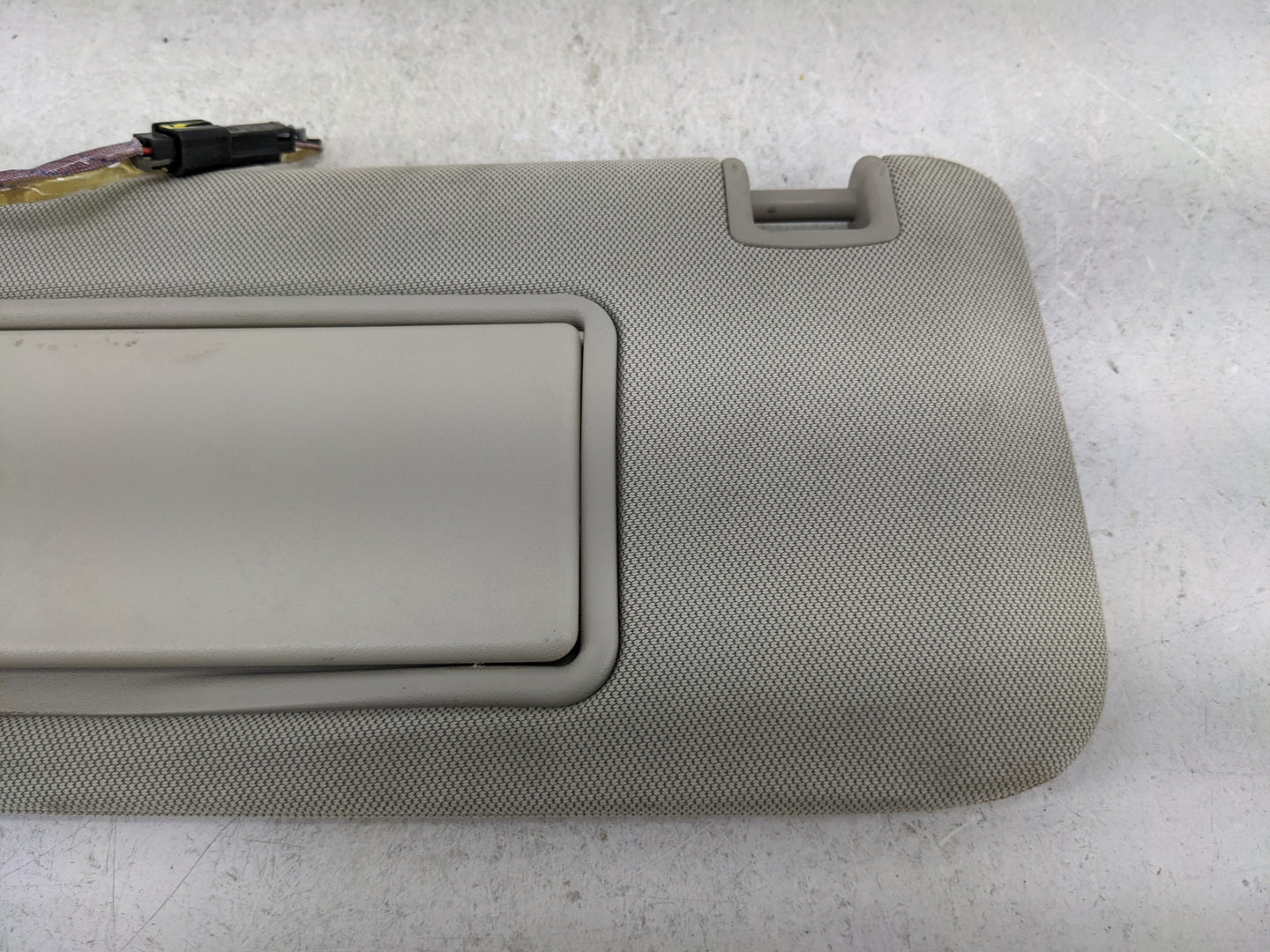 2016-2020 Buick Envision Sun Visor Shade Replacement Driver Left Mirror Fits Fits 2016 2017 2018 2019 2020 OEM Used Auto Par
