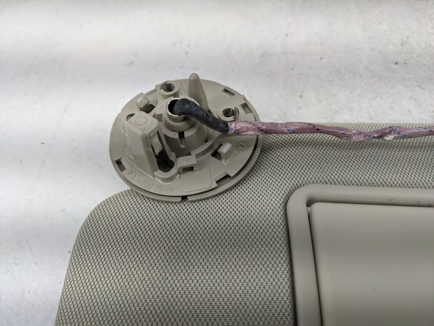 2016-2020 Buick Envision Sun Visor Shade Replacement Driver Left Mirror Fits Fits 2016 2017 2018 2019 2020 OEM Used Auto Par