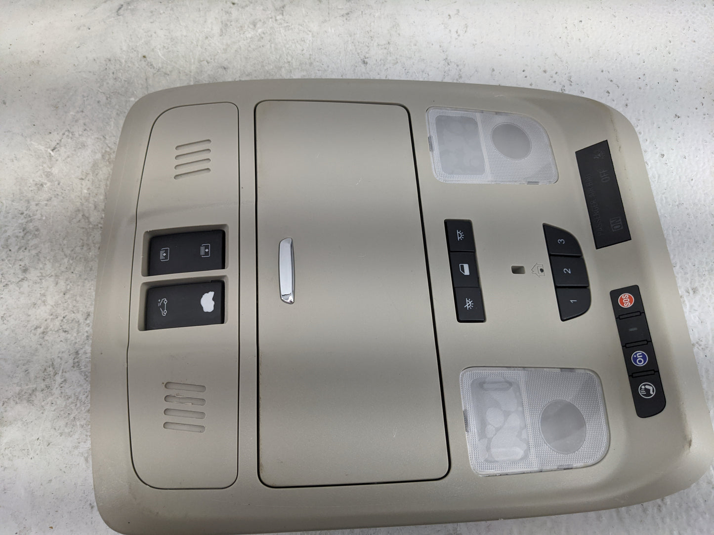 2019-2020 Buick Envision Overhead Console W/rear Climate Control Tan - Oemusedautoparts1.com