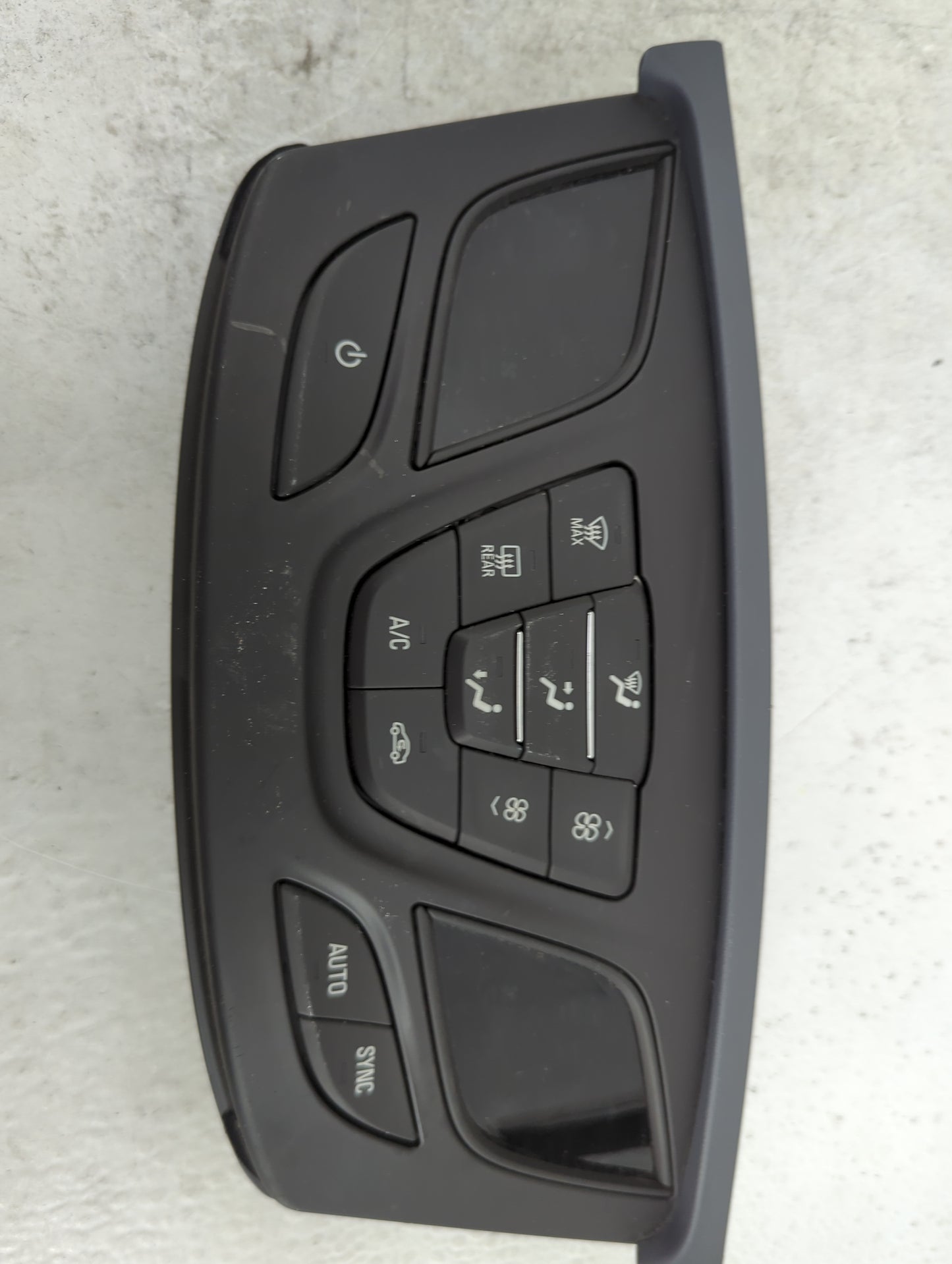 2016-2020 Buick Envision Climate Control Module Temperature AC/Heater Replacement P/N:84443701 7370200000000X Fits OEM Used 
