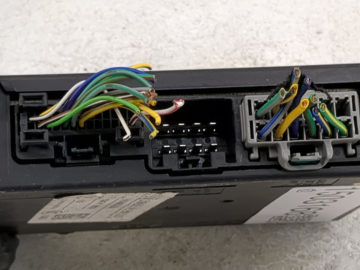 2016-2020 Buick Envision Seat Control Module 13526423 - Oemusedautoparts1.com