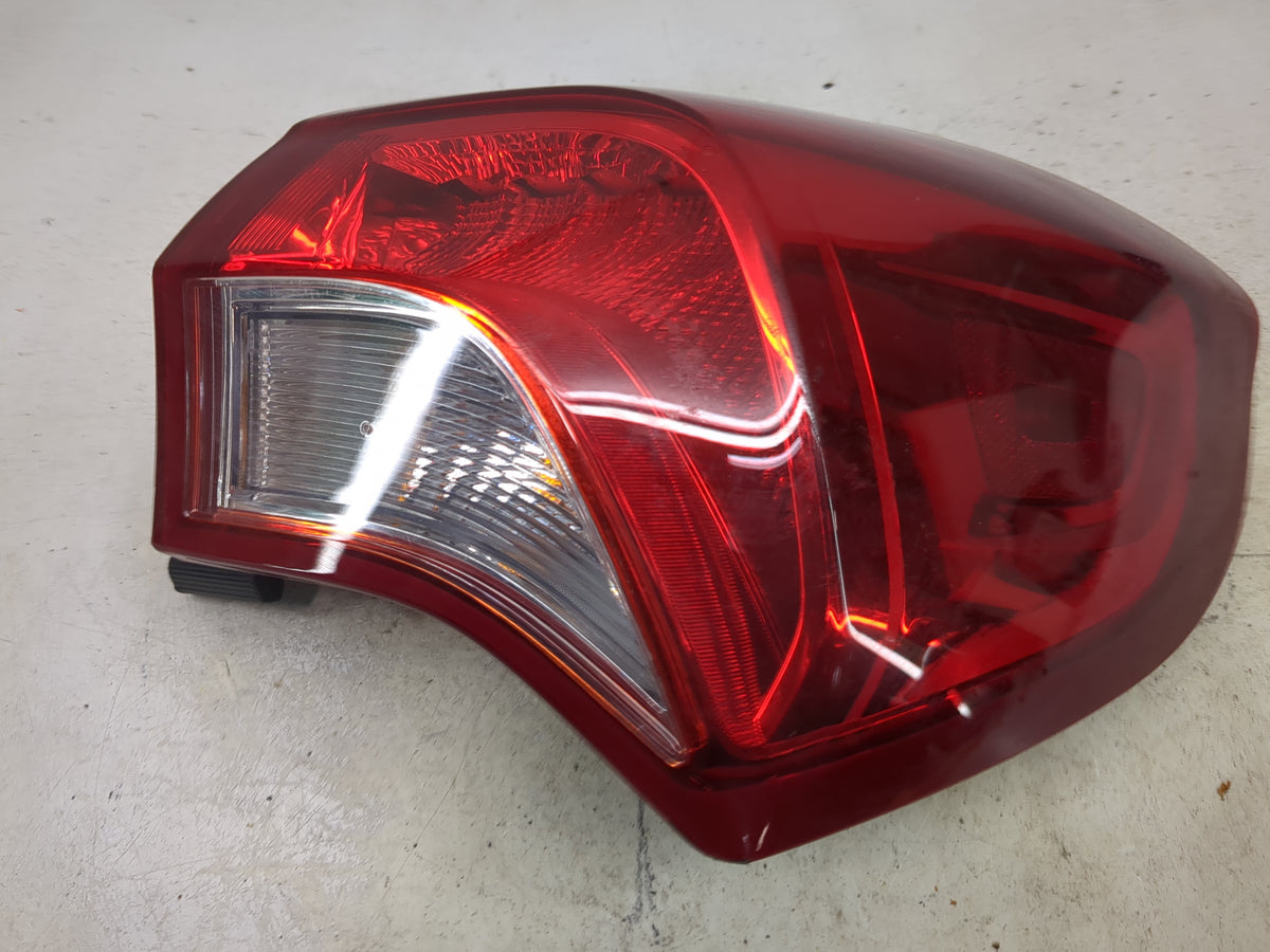 2019-2020 Buick Envision Tail Light Assembly Passenger Right OEM P/N:84512456 Fits Fits 2019 2020 OEM Used Auto Parts - Oemu