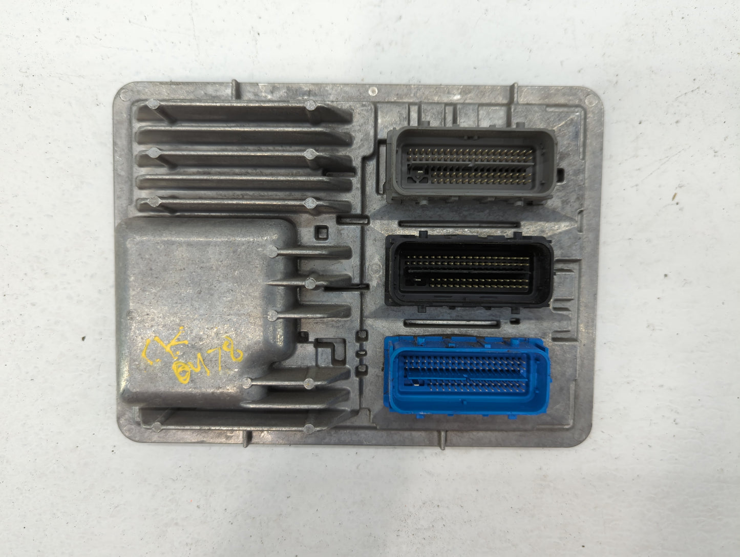 2020 Buick Envision PCM Engine Control Computer ECU ECM PCU OEM P/N:12692038 Fits Fits 2017 2018 2019 2021 2022 OEM Used Aut