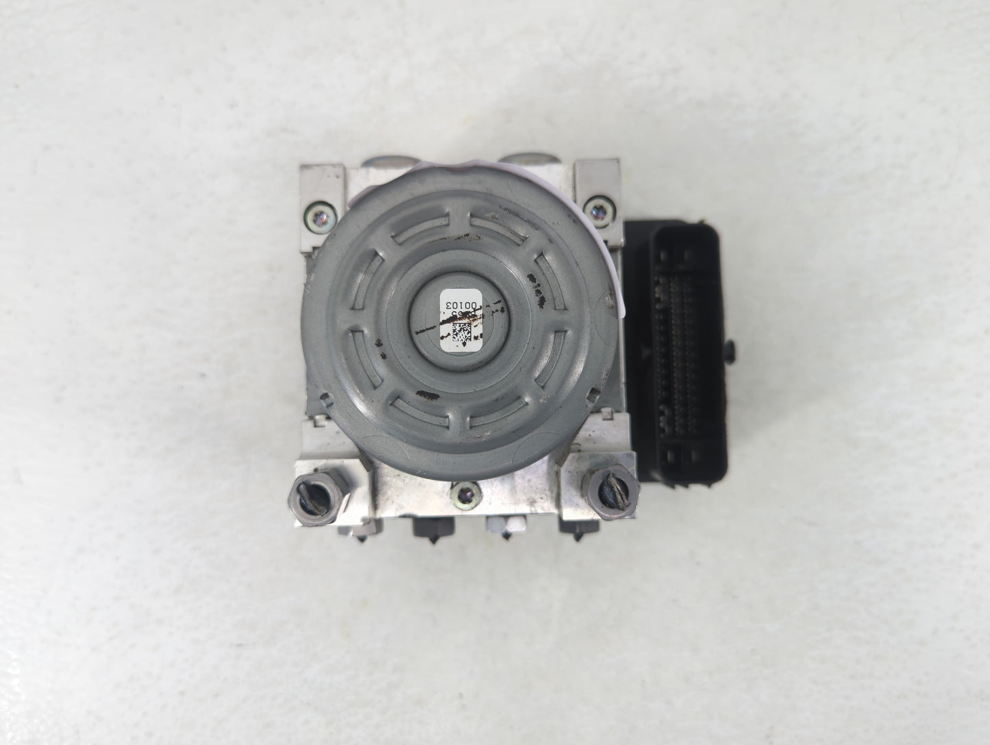 2020 Buick Envision ABS Pump Control Module Replacement P/N:84825098 Fits OEM Used Auto Parts - Oemusedautoparts1.com