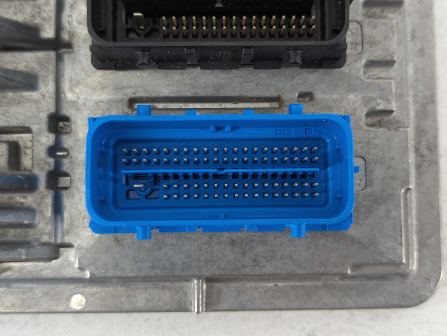 2020 Buick Envision PCM Engine Control Computer ECU ECM PCU OEM P/N:12692038 Fits Fits 2017 2018 2019 2021 2022 OEM Used Aut