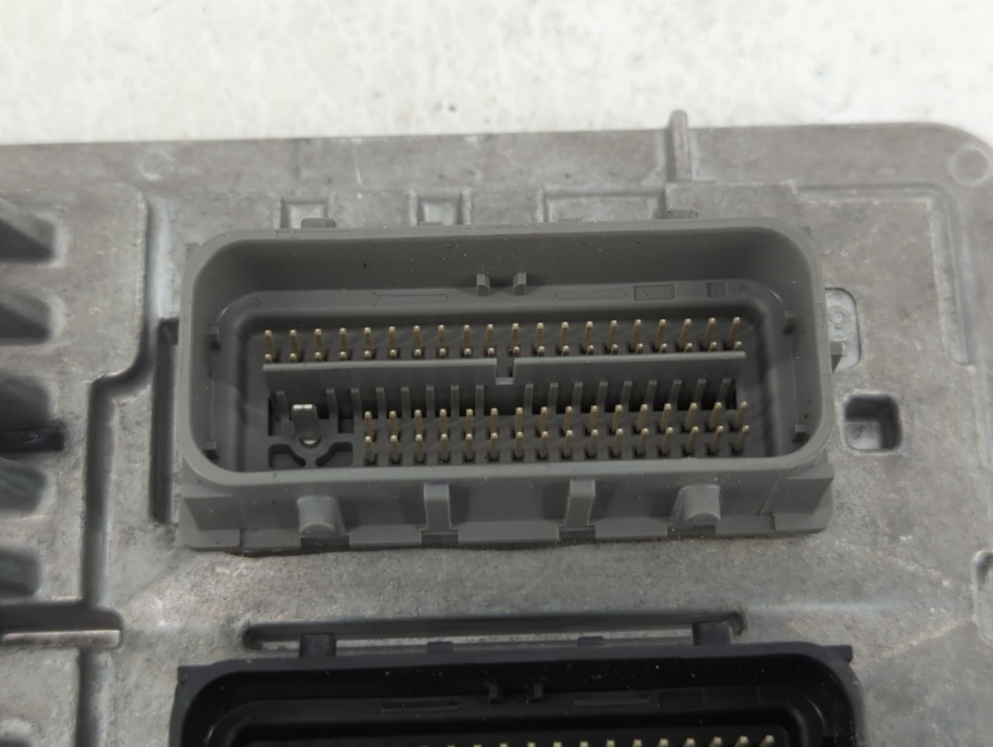 2020 Buick Envision PCM Engine Control Computer ECU ECM PCU OEM P/N:12692038 Fits Fits 2017 2018 2019 2021 2022 OEM Used Aut
