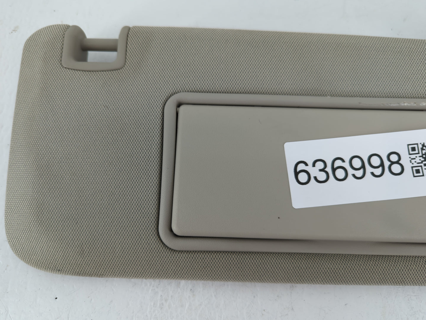 2016-2020 Buick Envision Sun Visor Shade Replacement Passenger Right Mirror Fits Fits 2016 2017 2018 2019 2020 OEM Used Auto