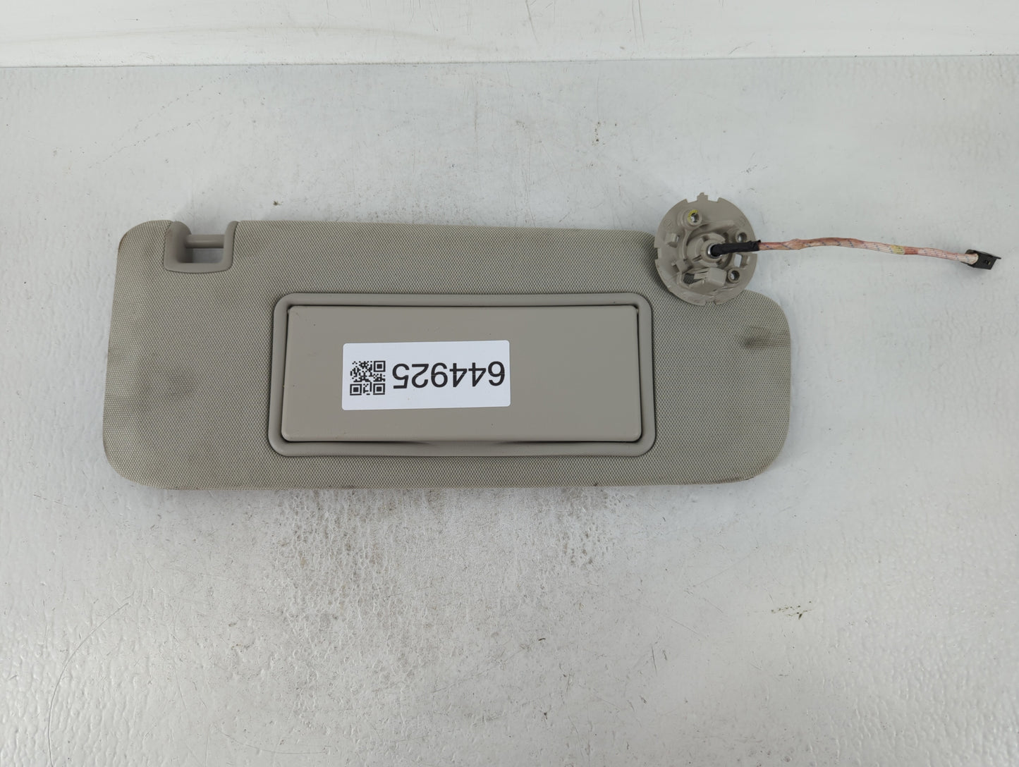 2016-2020 Buick Envision Sun Visor Shade Replacement Passenger Right Mirror Fits Fits 2016 2017 2018 2019 2020 OEM Used Auto