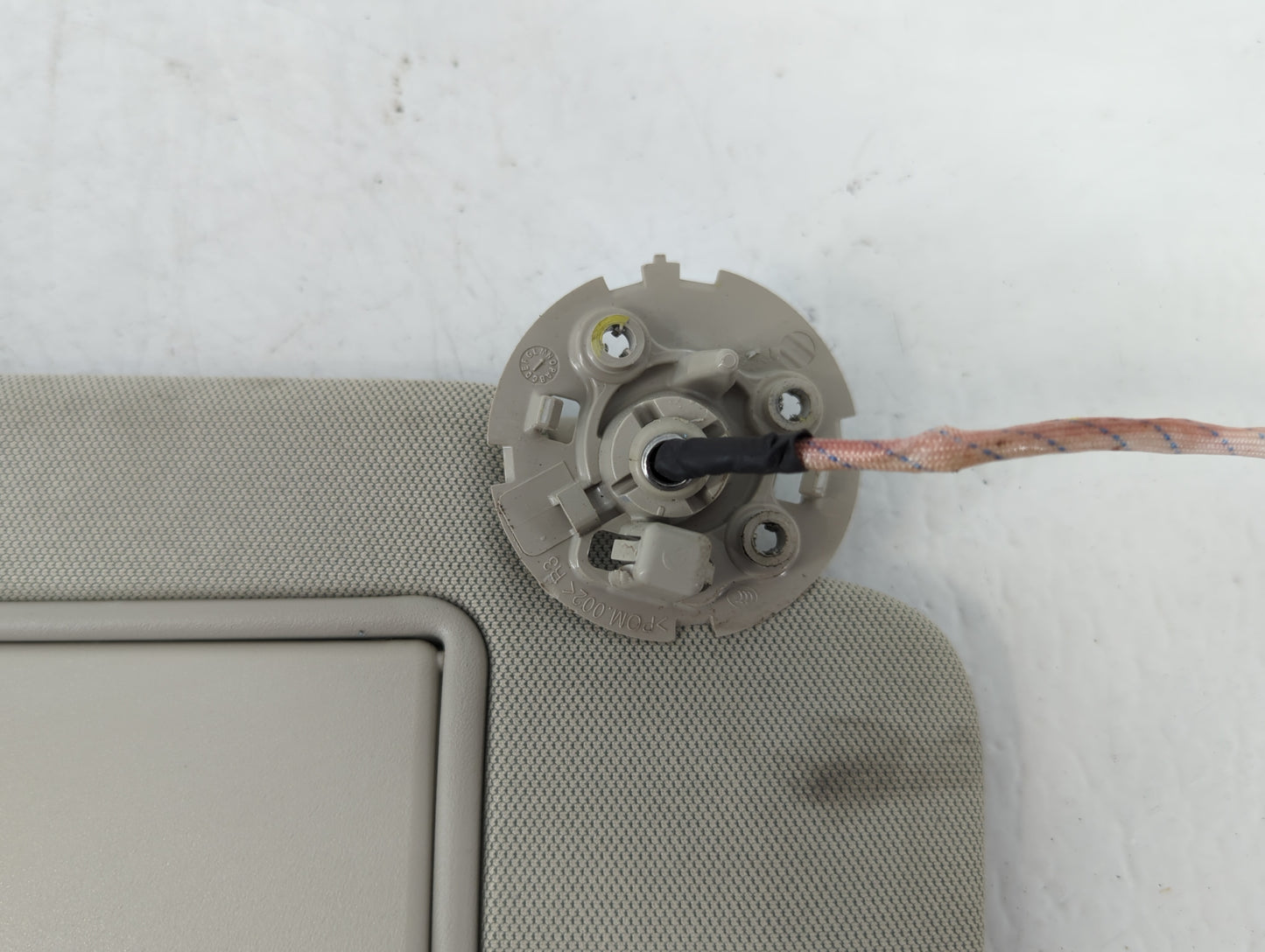 2016-2020 Buick Envision Sun Visor Shade Replacement Passenger Right Mirror Fits Fits 2016 2017 2018 2019 2020 OEM Used Auto