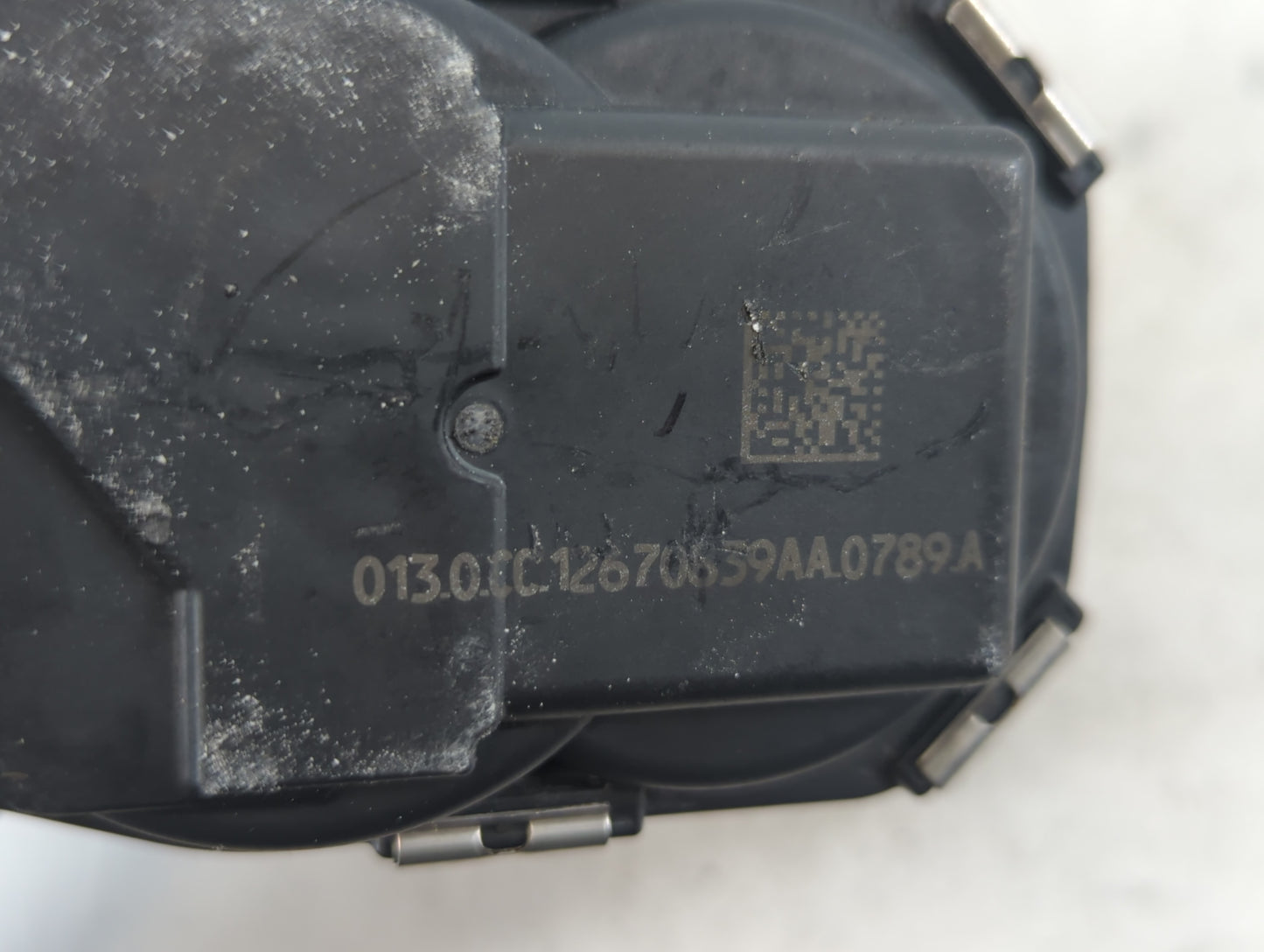 2017-2020 Buick Envision Throttle Body P/N:12670839AA Fits Fits 2013 2014 2015 2017 2018 2019 2020 OEM Used Auto Parts - Oem