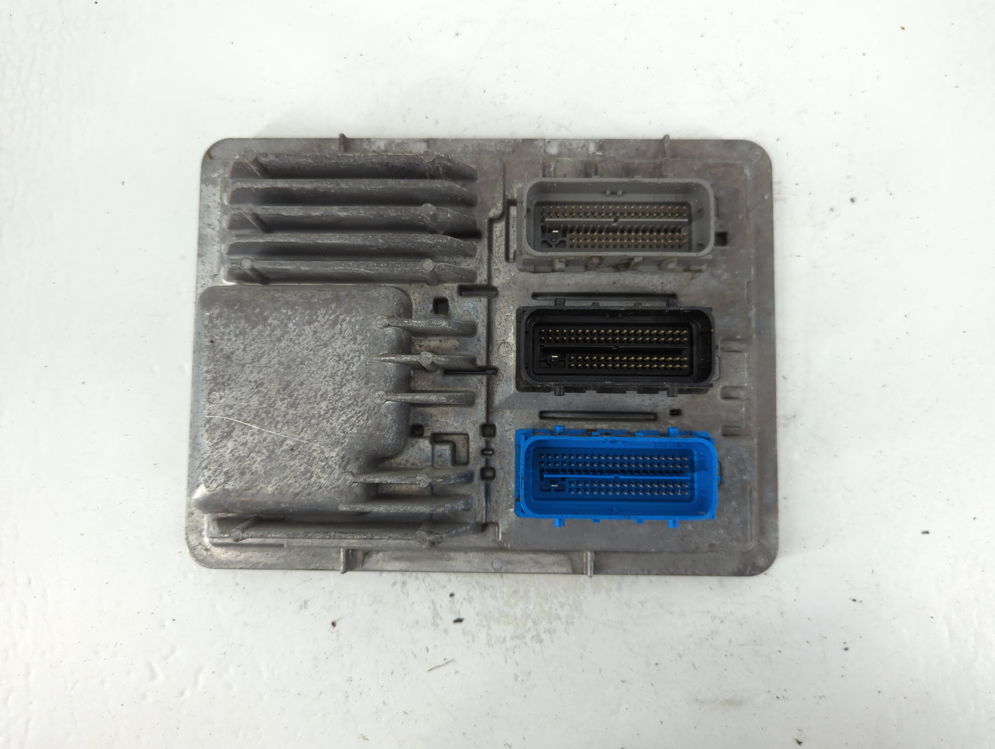 2020 Buick Envision PCM Engine Control Computer ECU ECM PCU OEM P/N:12692038 Fits Fits 2017 2018 2019 2021 2022 OEM Used Aut