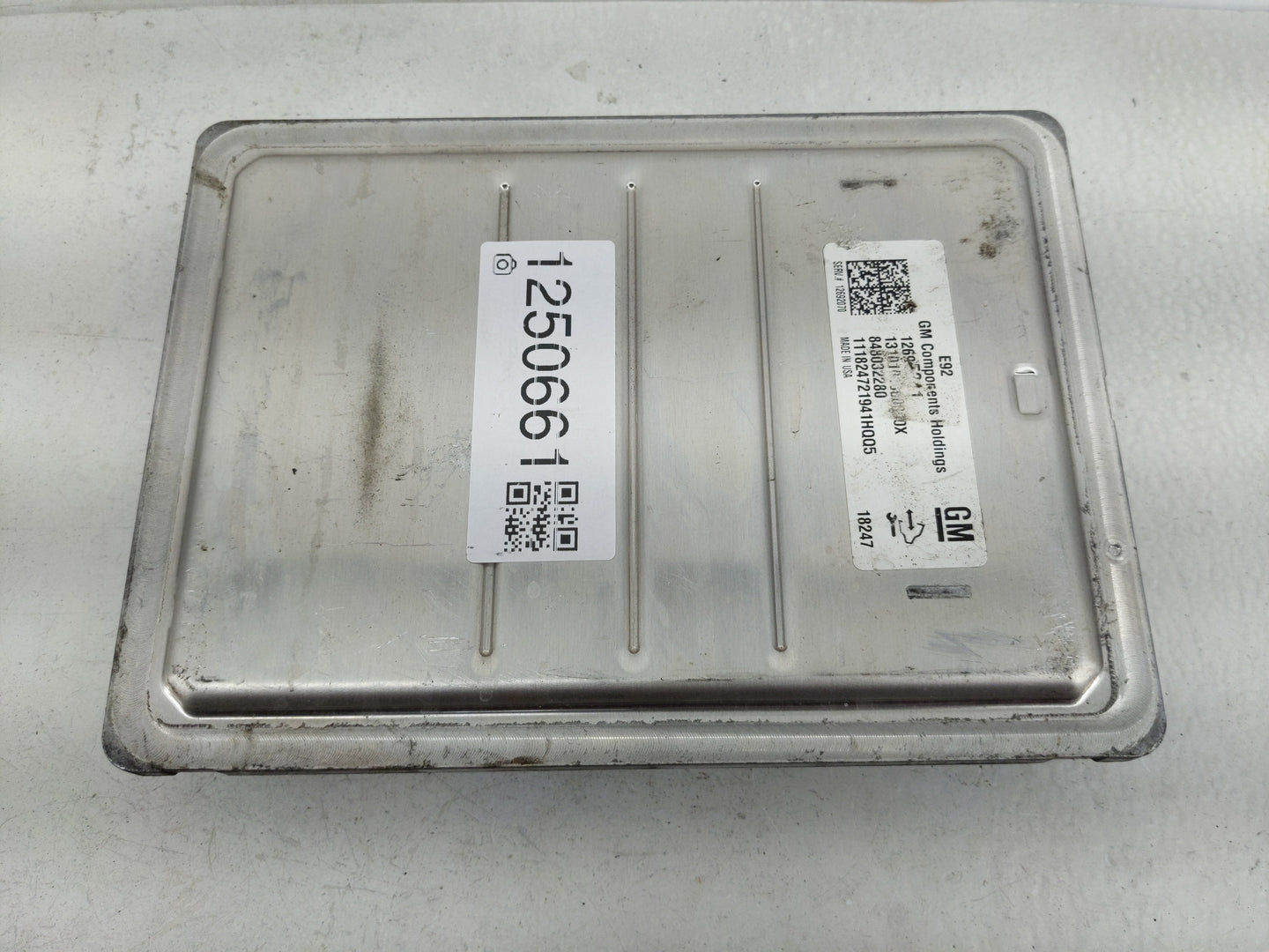 2020 Buick Regal PCM Engine Control Computer ECU ECM PCU OEM P/N:12695341 Fits Fits 2017 2018 2019 2021 2022 OEM Used Auto P