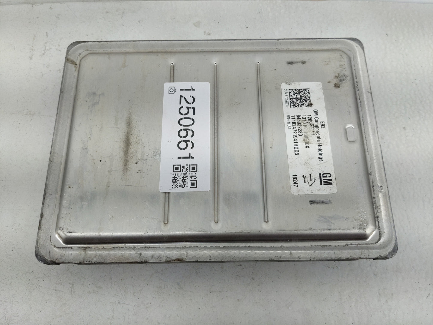 2020 Buick Regal PCM Engine Control Computer ECU ECM PCU OEM P/N:12695341 Fits Fits 2017 2018 2019 2021 2022 OEM Used Auto P