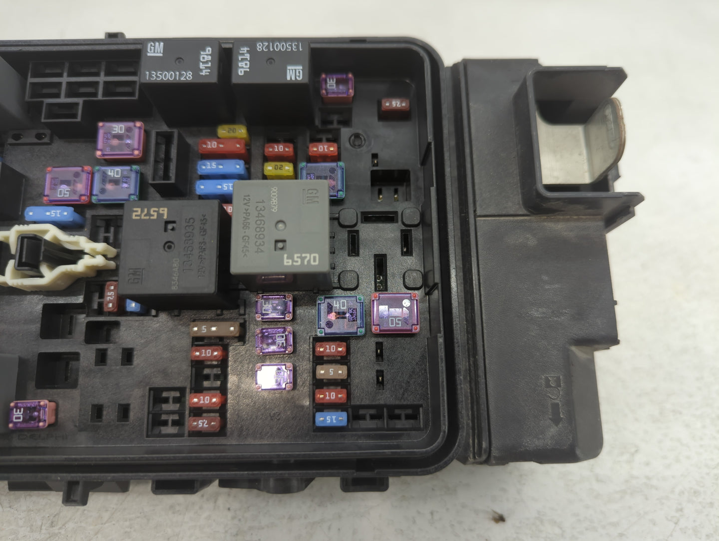 2020 Buick Regal Fusebox Fuse Box Panel Relay Module P/N:39116633_01 Fits OEM Used Auto Parts - Oemusedautoparts1.com
