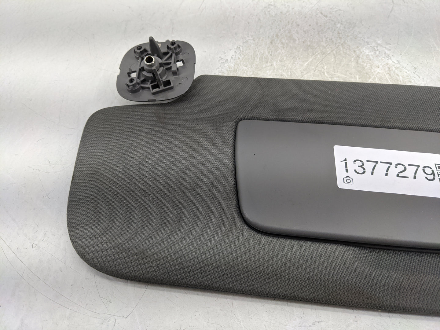 2020 Cadillac Ct5 Sun Visor Shade Replacement Driver Left Mirror Fits OEM Used Auto Parts - Oemusedautoparts1.com