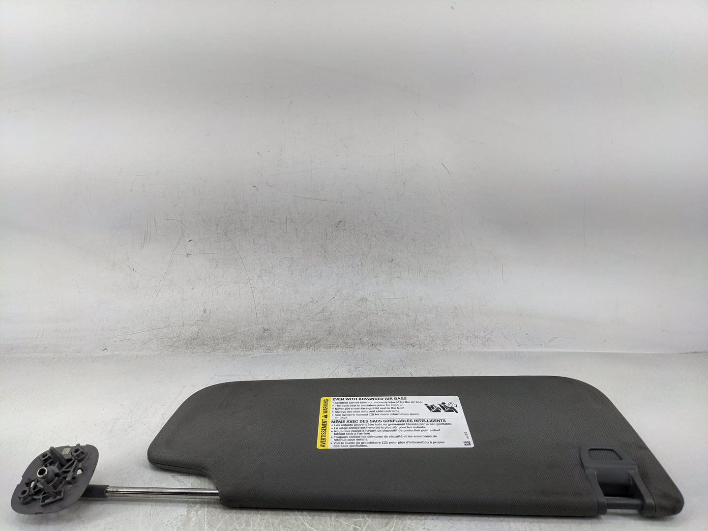2020 Cadillac Ct5 Sun Visor Shade Replacement Driver Left Mirror Fits OEM Used Auto Parts - Oemusedautoparts1.com