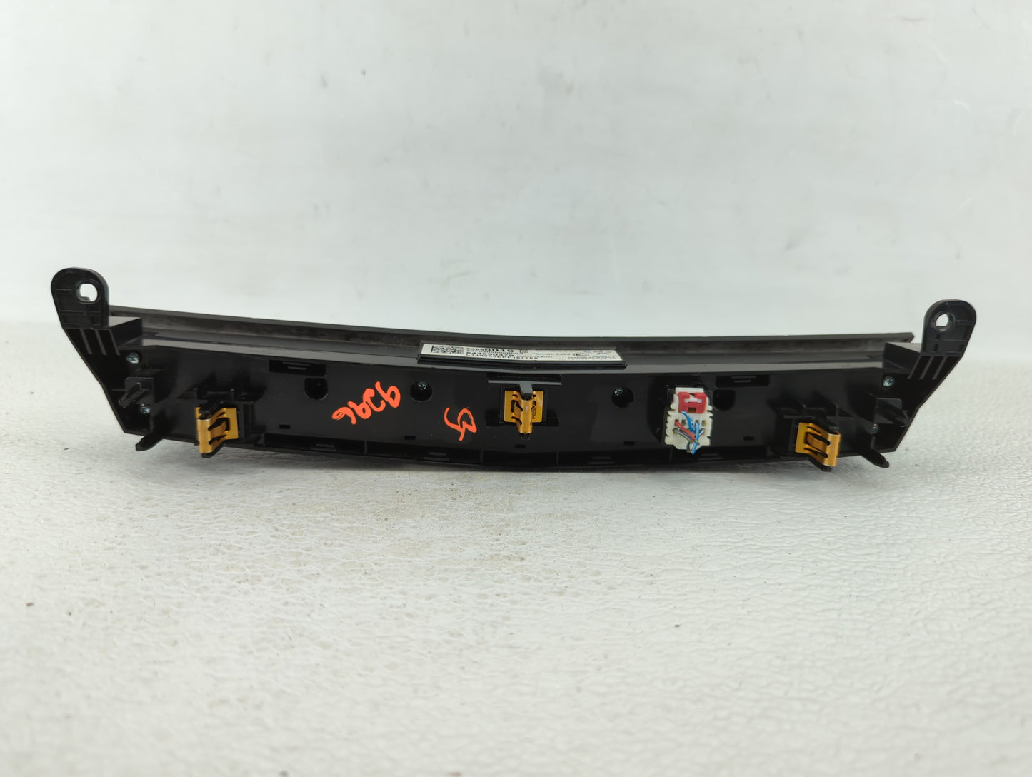 2020 Cadillac Ct5 Climate Control Module Temperature AC/Heater Replacement P/N:84868019 Fits OEM Used Auto Parts - Oemusedau