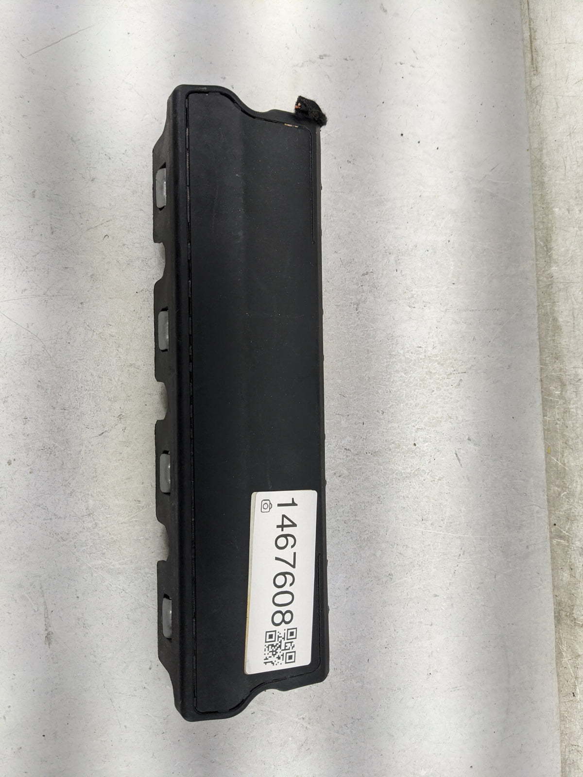 2016-2018 Cadillac Ct6 Air Bag Passenger Right Knee OEM P/N:22823445 23420286, TG11D06002, 0589-P1-000363 Fits Fits 2016 201