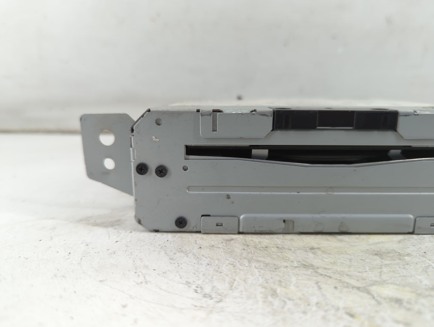 2018-2020 Cadillac Escalade Radio AM FM Cd Player Receiver Replacement P/N:84409478 Fits Fits 2018 2019 2020 OEM Used Auto P