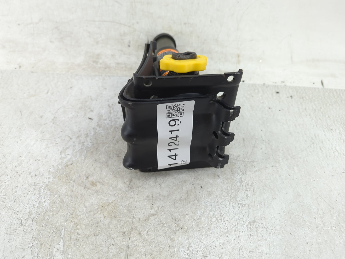 2020 Cadillac Escalade Spare Scissor Car Jack - Oemusedautoparts1.com