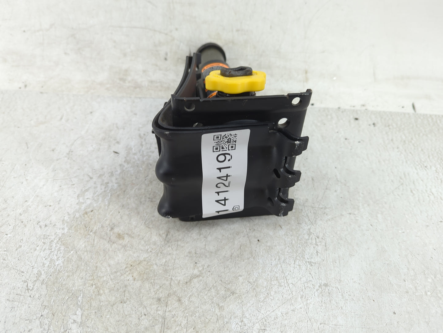 2020 Cadillac Escalade Spare Scissor Car Jack - Oemusedautoparts1.com