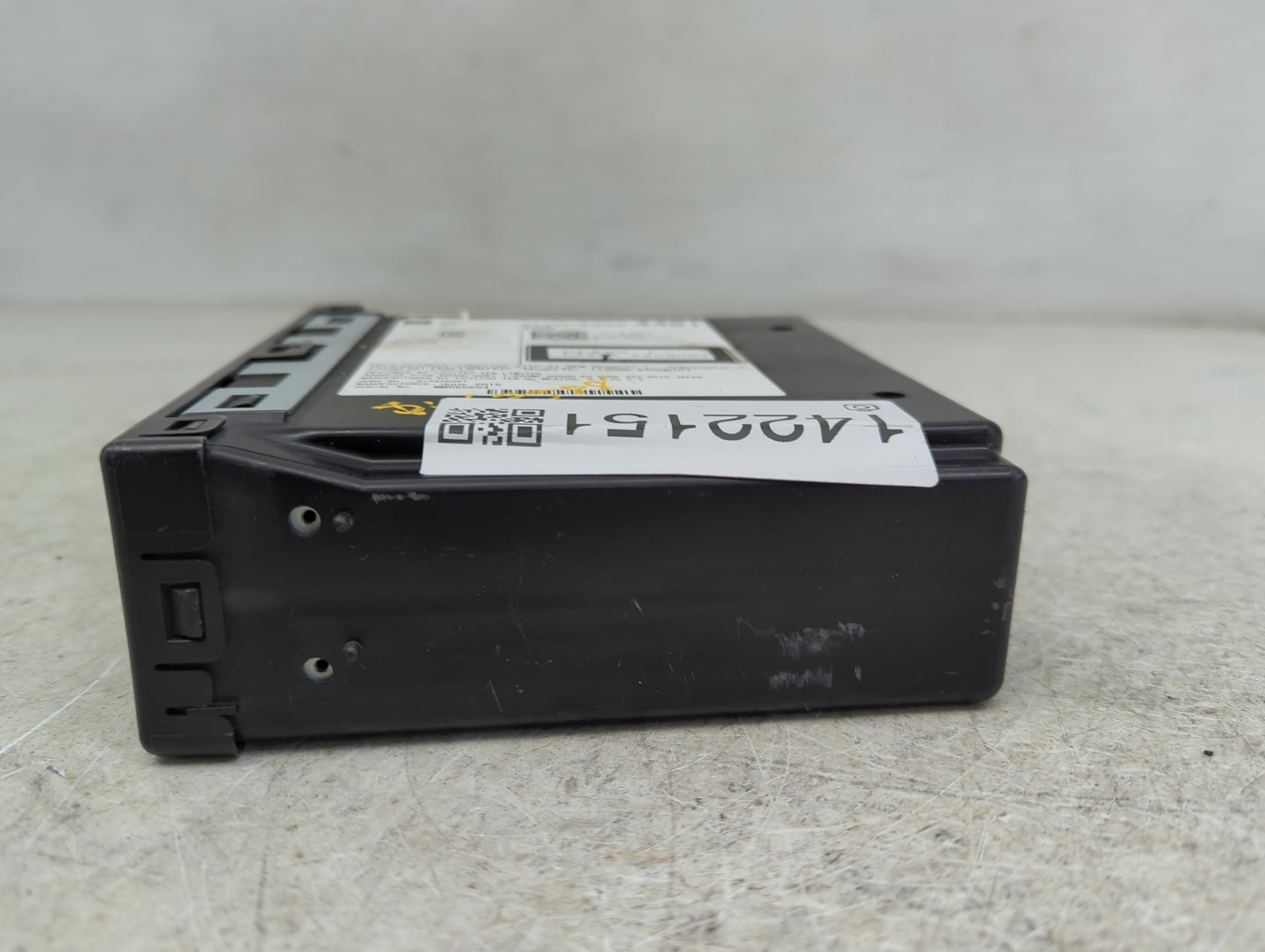 2015-2020 Cadillac Escalade Radio AM FM Cd Player Receiver Replacement P/N:13594481 Fits Fits 2015 2016 2017 2018 2019 2020 