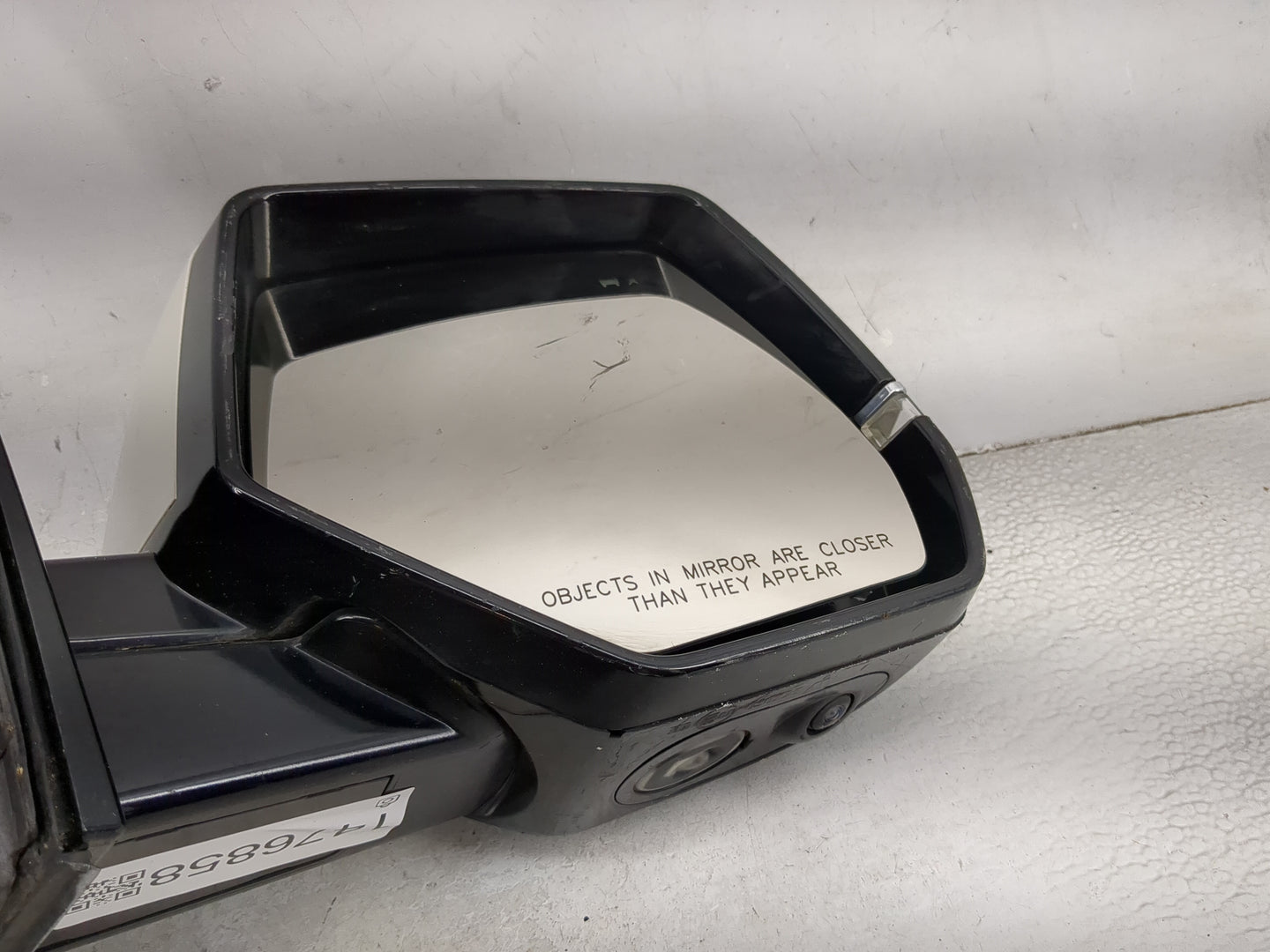 2020 Cadillac Escalade Passenger Side View Mirror - Right Door Mirror OEM Used - Oemusedautoparts1.com