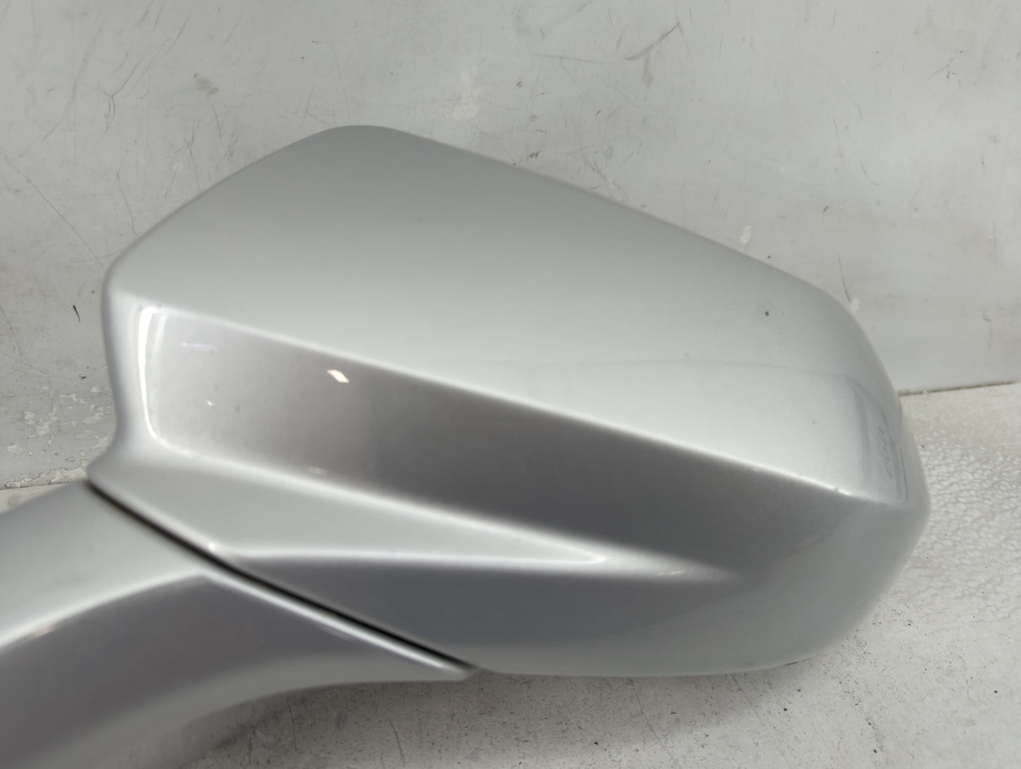 2019-2020 Cadillac Xt4 Driver Side View Mirror - Left Door Mirror OEM Used - Oemusedautoparts1.com
