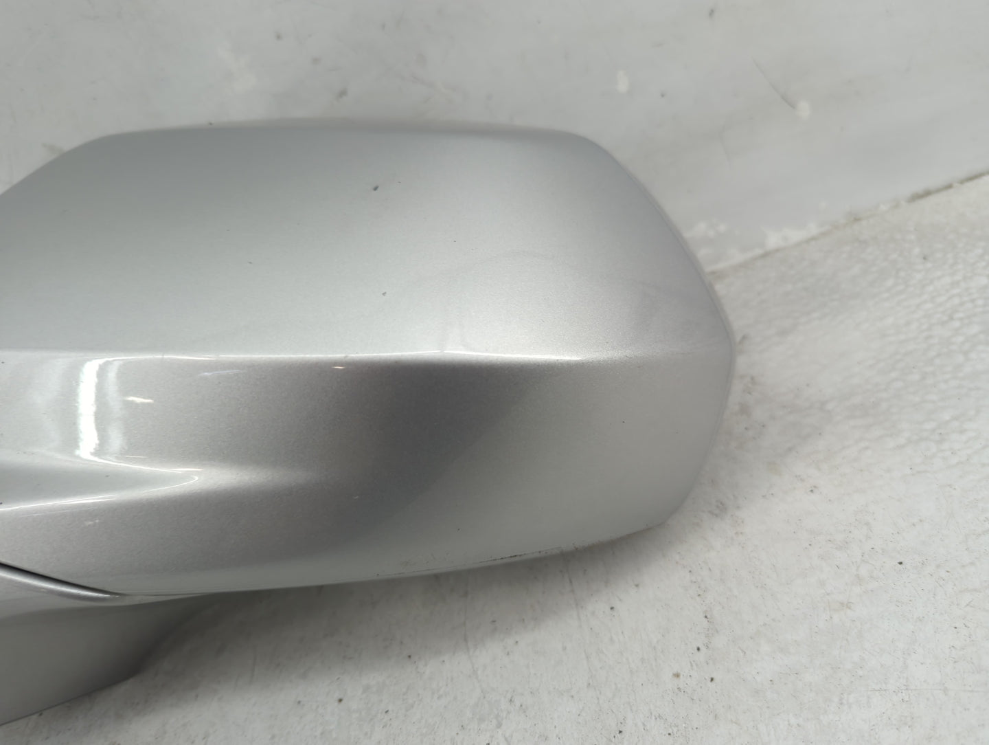 2019-2020 Cadillac Xt4 Driver Side View Mirror - Left Door Mirror OEM Used - Oemusedautoparts1.com