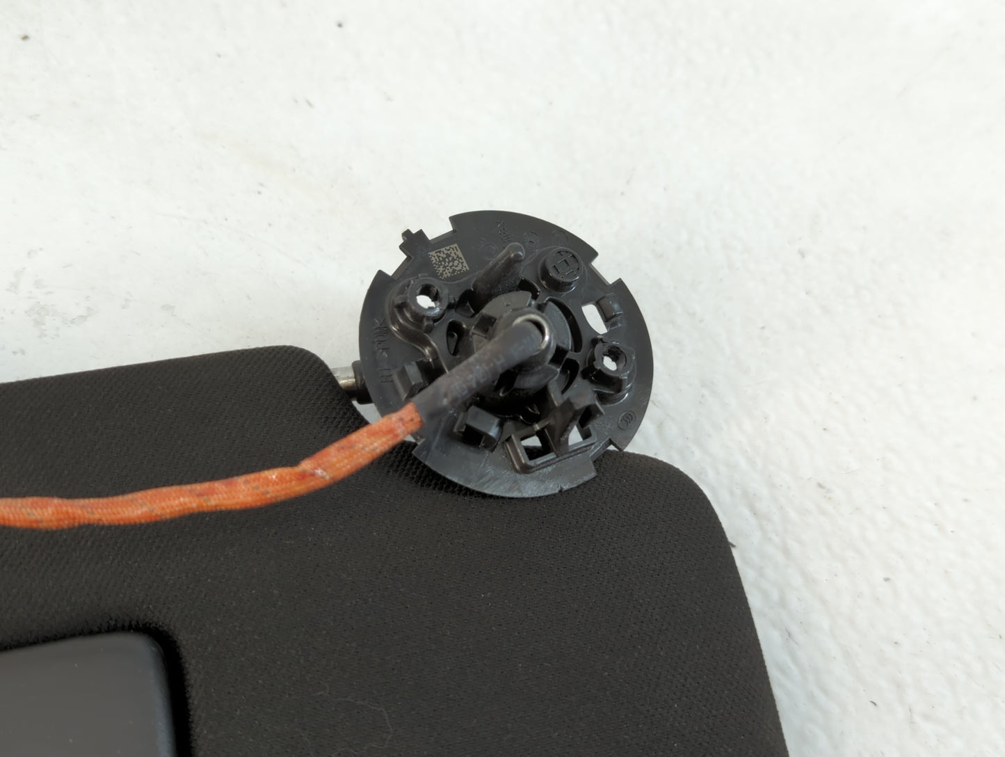 2019-2020 Cadillac Xt4 Sun Visor Shade Replacement Passenger Right Mirror Fits Fits 2019 2020 OEM Used Auto Parts - Oemuseda