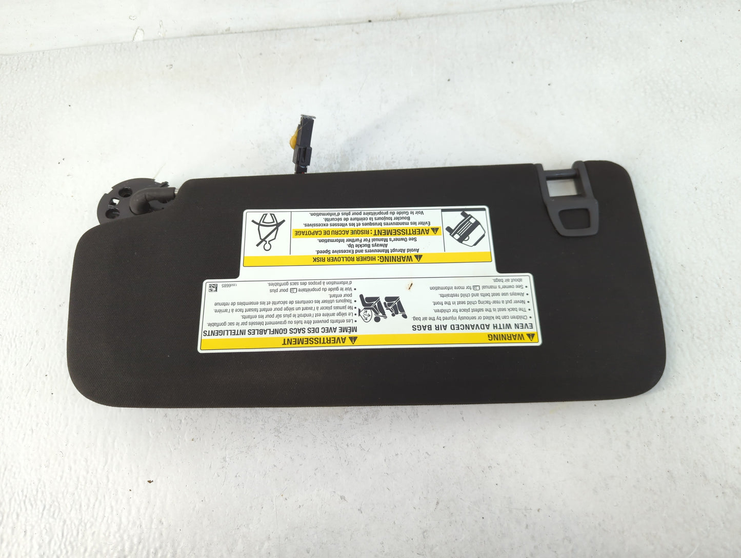 2019-2020 Cadillac Xt4 Sun Visor Shade Replacement Passenger Right Mirror Fits Fits 2019 2020 OEM Used Auto Parts - Oemuseda