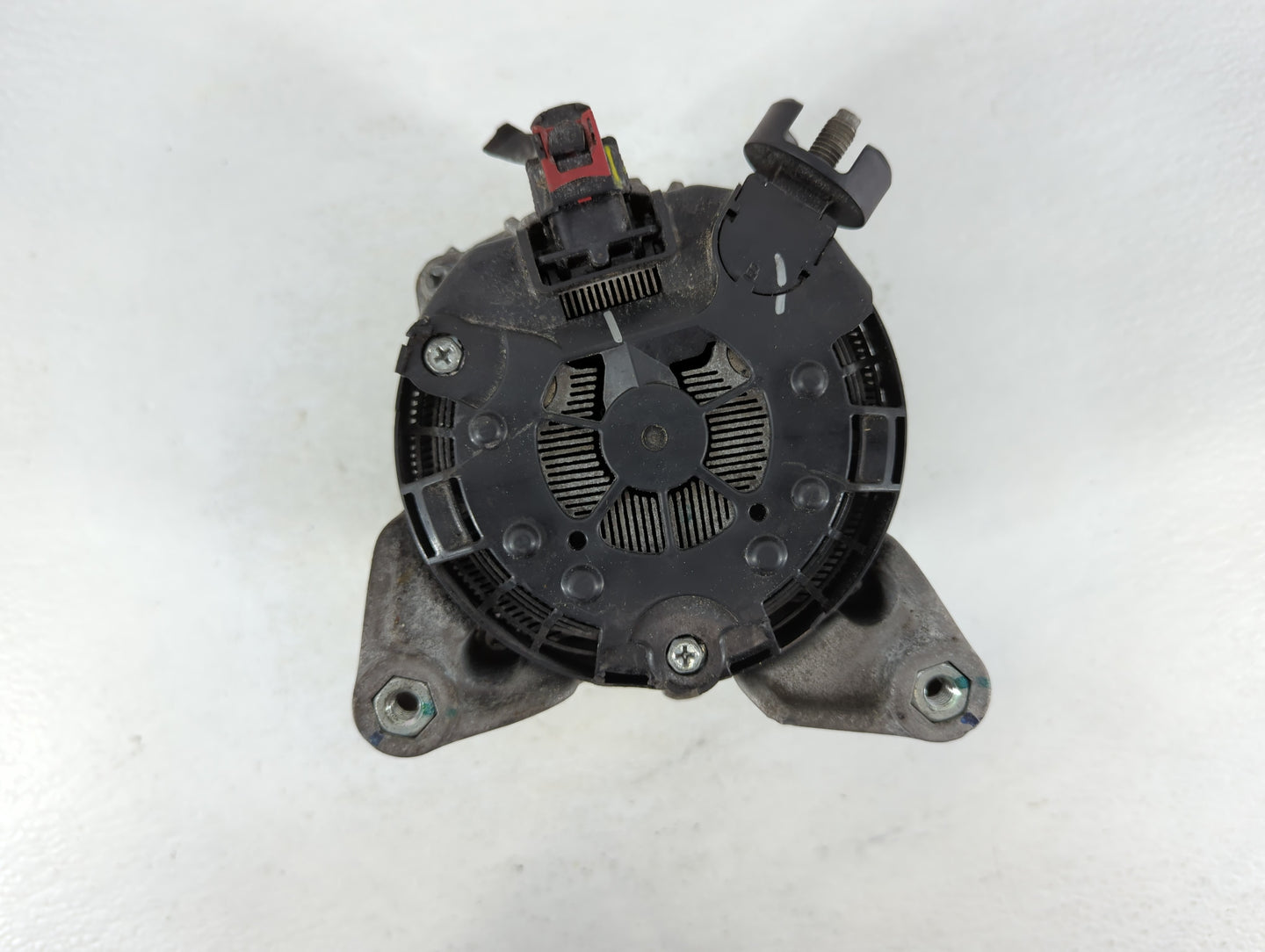 2020 Cadillac Xt4 Alternator Replacement Generator Charging Assembly Engine OEM P/N:13544124 Fits Fits 2021 2022 OEM Used Au