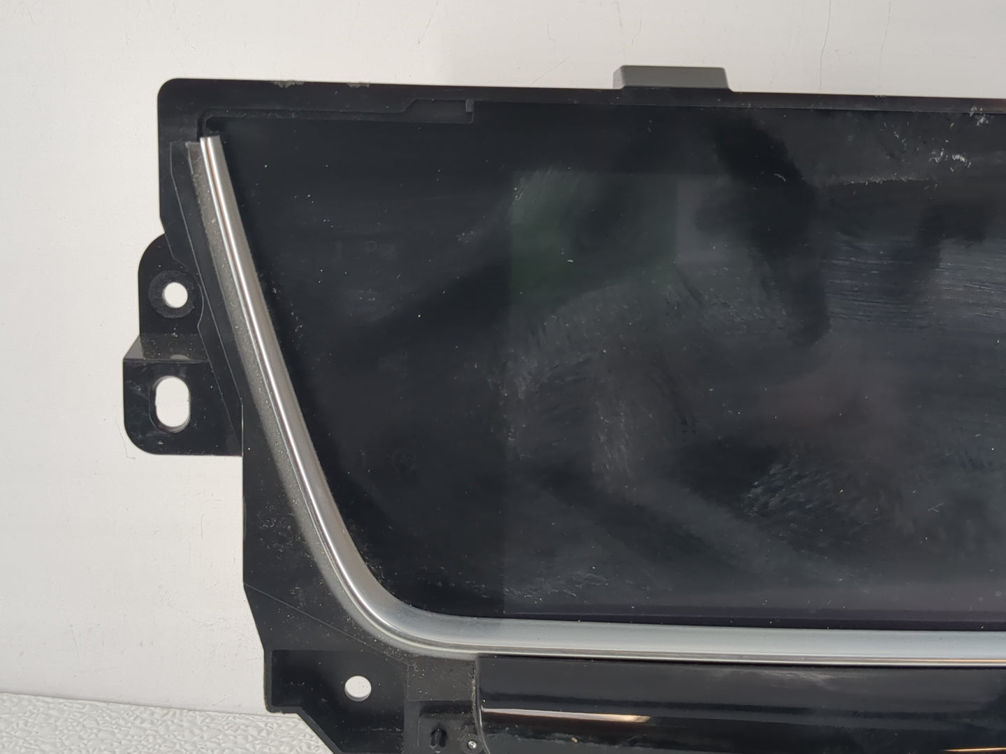 2020 Cadillac Xt5 Radio AM FM Cd Player Receiver Replacement P/N:84749633 Fits OEM Used Auto Parts - Oemusedautoparts1.com