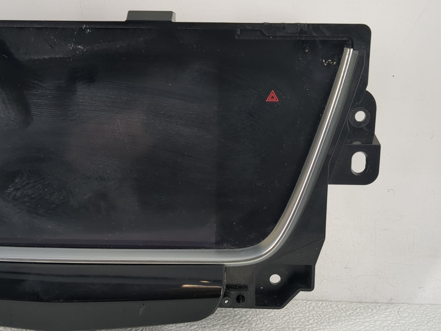 2020 Cadillac Xt5 Radio AM FM Cd Player Receiver Replacement P/N:84749633 Fits OEM Used Auto Parts - Oemusedautoparts1.com