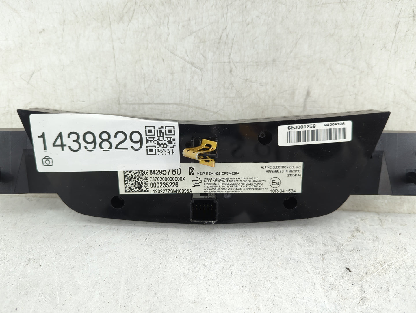 2018-2020 Cadillac Xt5 Climate Control Module Temperature AC/Heater Replacement P/N:84295780 Fits Fits 2018 2019 2020 OEM Us